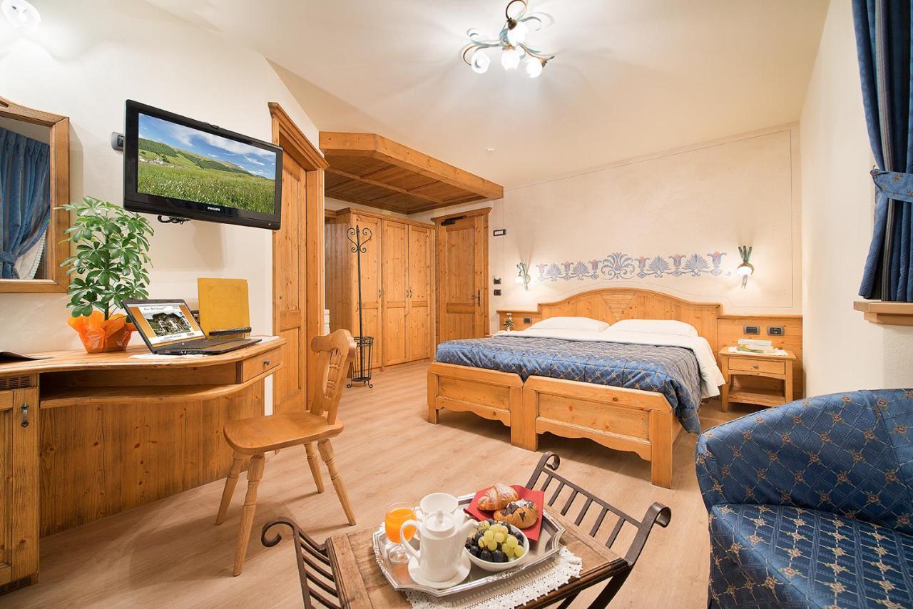 Hotel Costanza Mountain Holiday リヴィーニョ エクステリア 写真