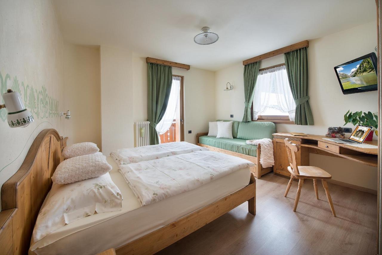 Hotel Costanza Mountain Holiday リヴィーニョ エクステリア 写真