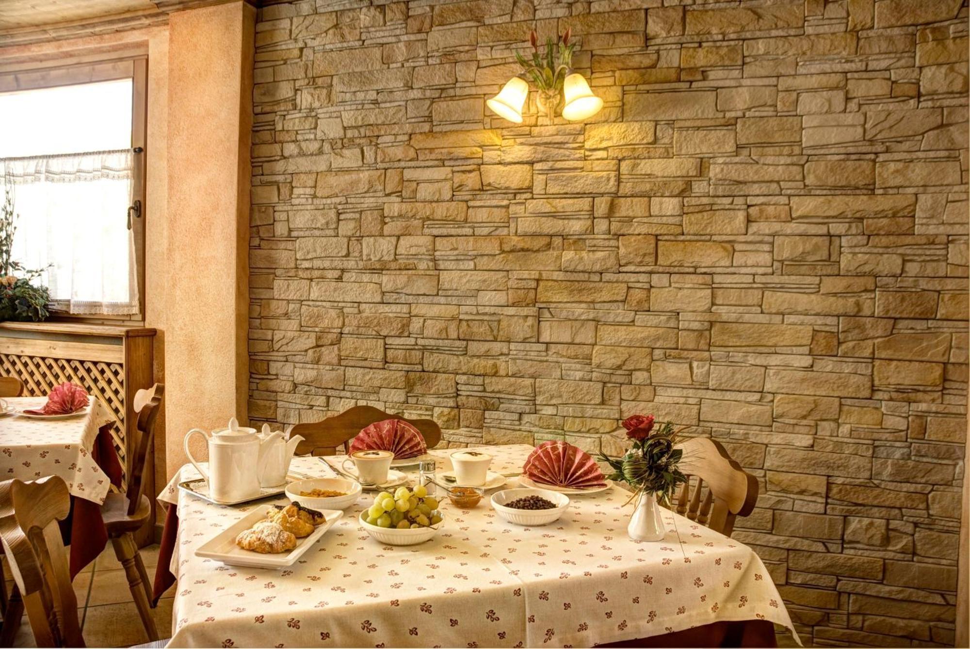 Hotel Costanza Mountain Holiday リヴィーニョ エクステリア 写真